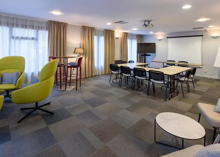 Hotel Campanile Nature - Cahors