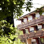 Campanile Nature - Hotell Cahors
