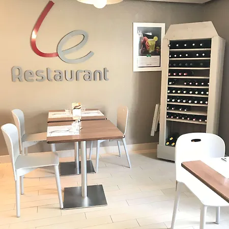 Отель Campanile Nature - Каор