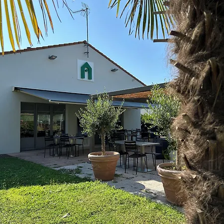 Hotel Campanile Nature -