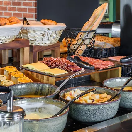 Отель Campanile Nature - 3*