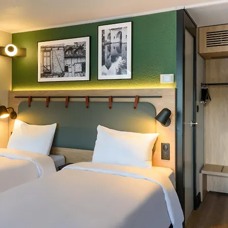 Campanile Nature - 3* 카오르