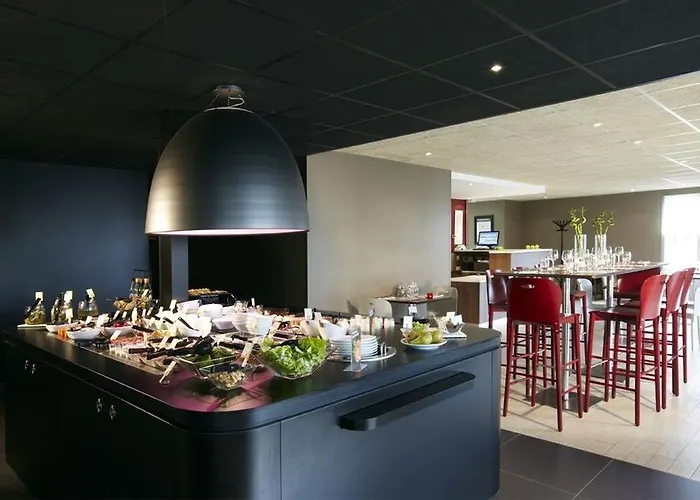 Отель Campanile Nature - 3*