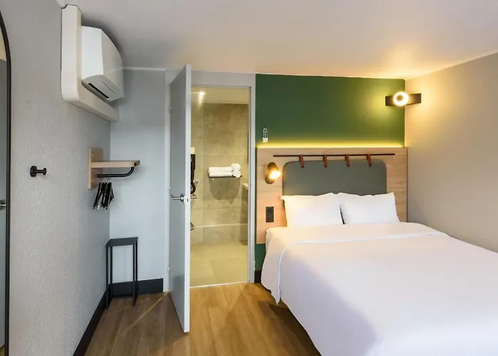 Campanile Nature - 3*